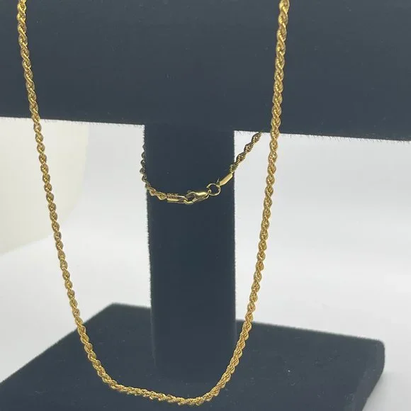 Solid 14K Gold Diamond Cut Rope Chain Necklace 24 inch,2.5 mm - Picture 16 of 17